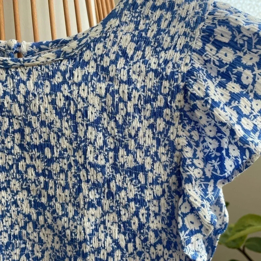 Lost & wander / shortsleeve shirt / blue and white / size small - Picture 5 of 5